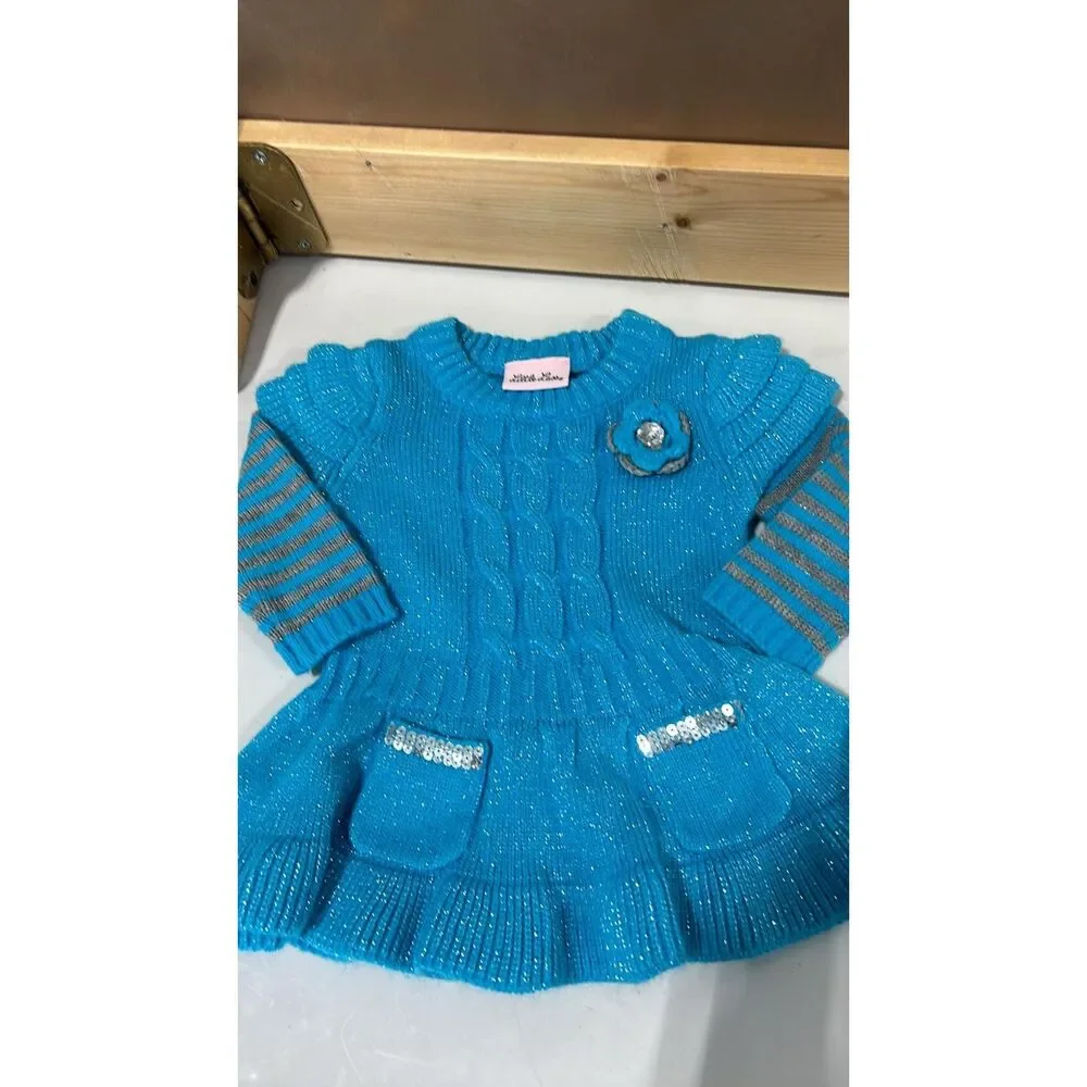 Little Lass 2 piece  outfit Size 12 months Blue and Gray Really Cute